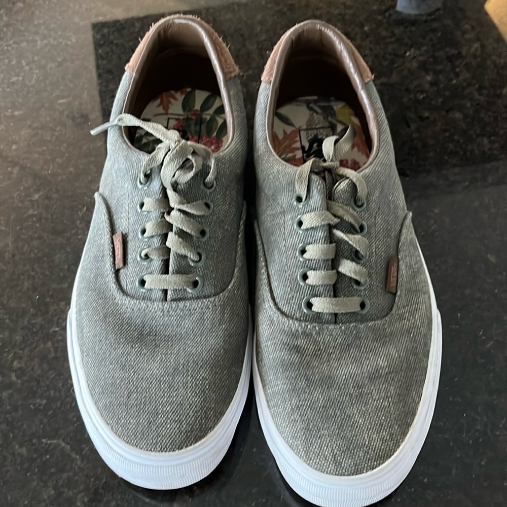 Vans canvas green sneakers